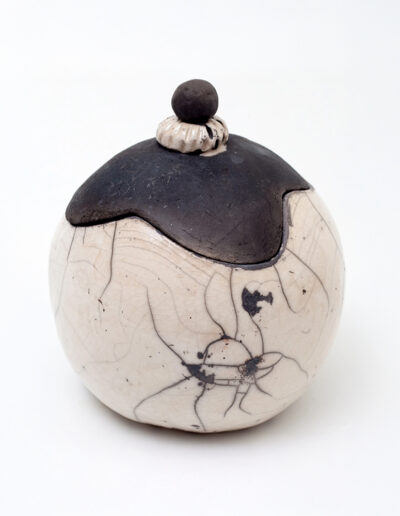 Boîte boule Raku couvercle noir boule