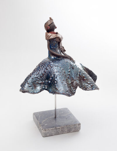 Danseuse au turban sur socle Raku