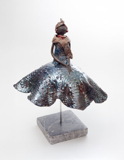 Danseuse au turban sur socle Raku