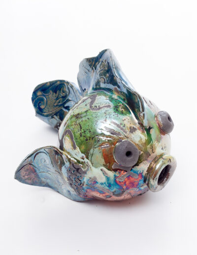 Poisson Raku irisé bleu