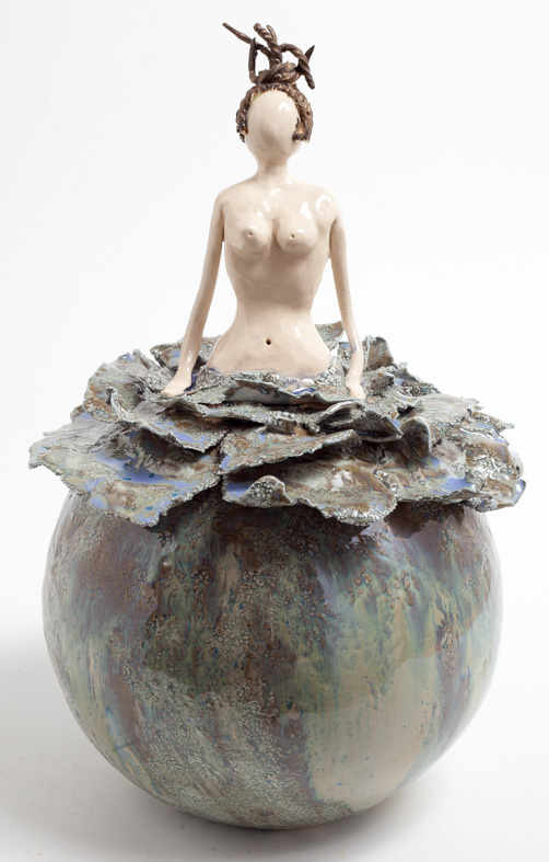 Perséphone ( déesse de la végétation et des enfers) grès HT/>
    </div>
    <div class=