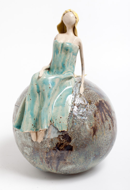 Gaïa assise sur la Terre